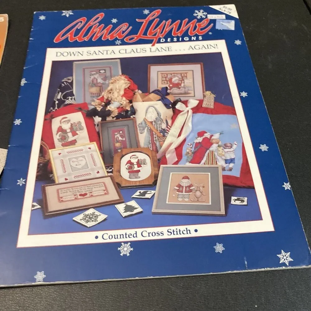 Christmas Cross Stitch Leaflet Design Pattern Leisure Arts Ornaments Santa Lot 6
